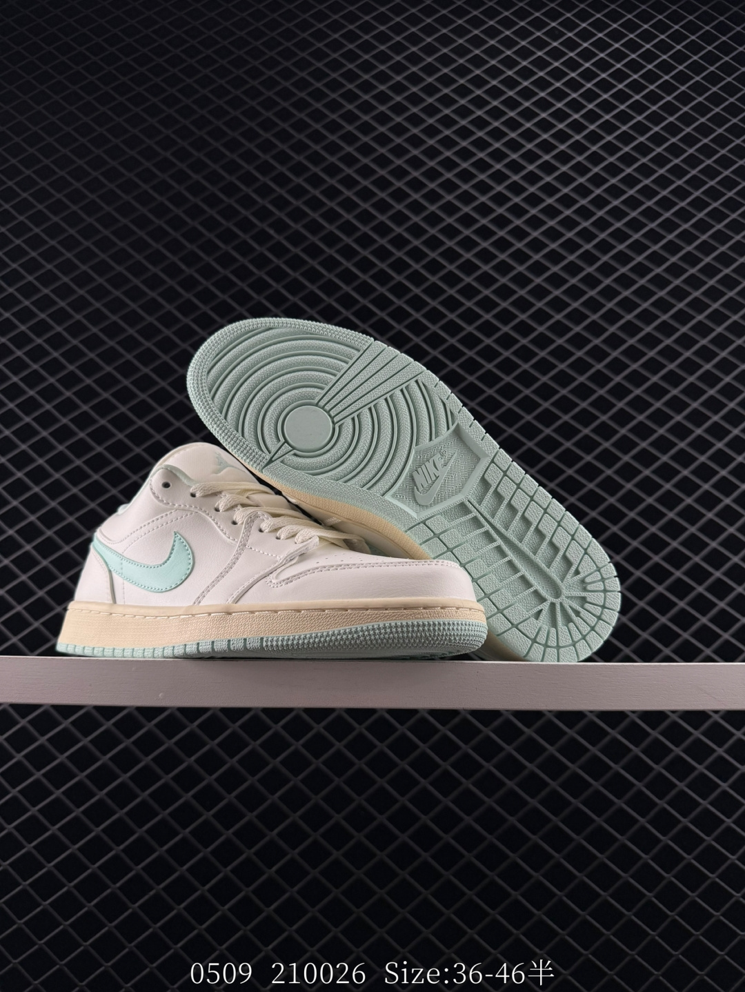 Air Jordan 1 Low AJ1